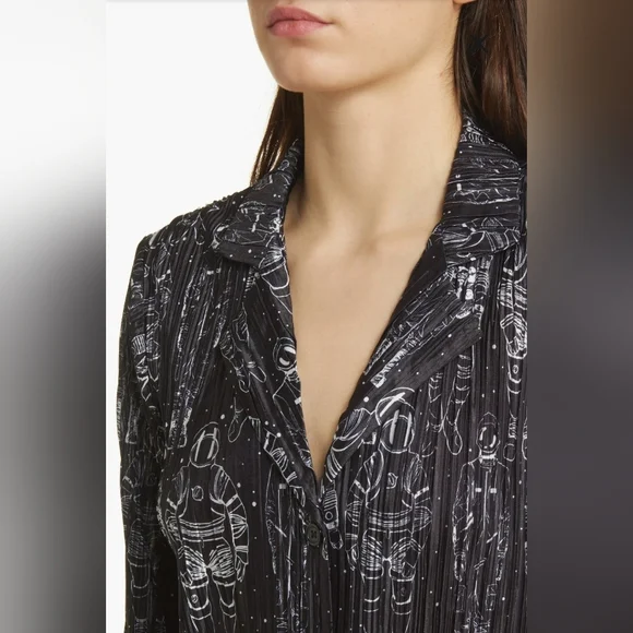 NWT/ lala Interstellar Astronauts Long Sleeve Plissé Top & High Waist Pants - Picture 5 of 13